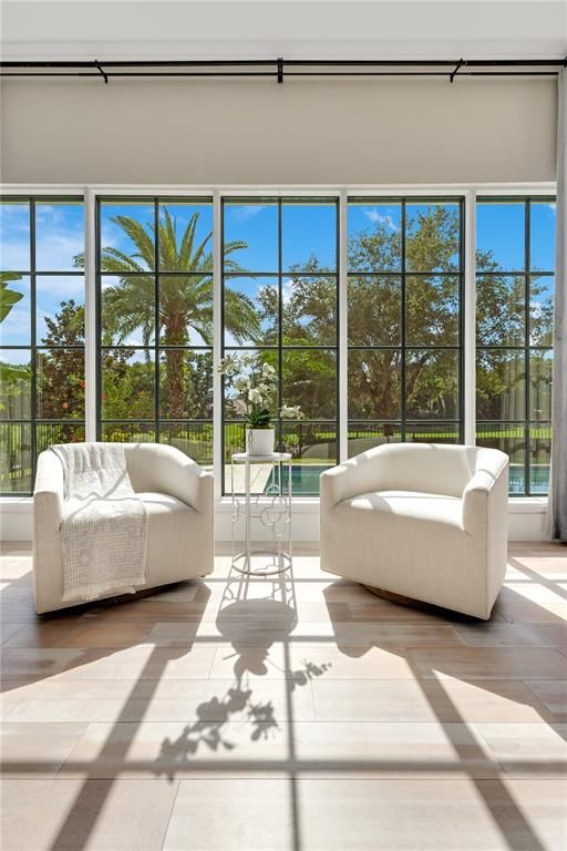 Interior, Sun Room, Water