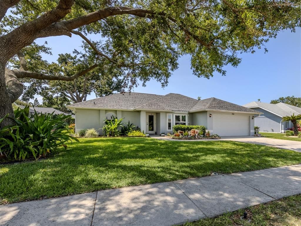 Attached, Backyard, Exterior, Facade, Ranch