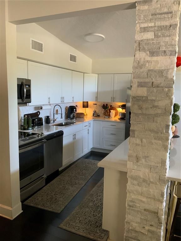 Interior, Kitchen, Recessed Lighting