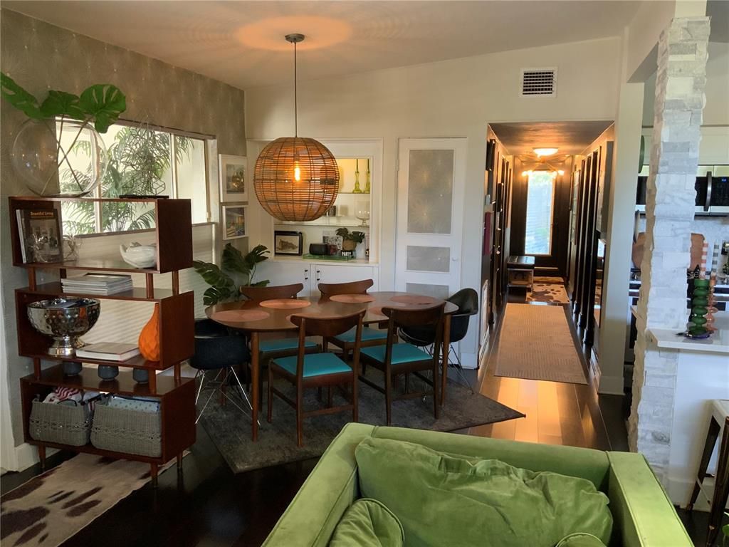 Dining room, Interior, Pendant Lights