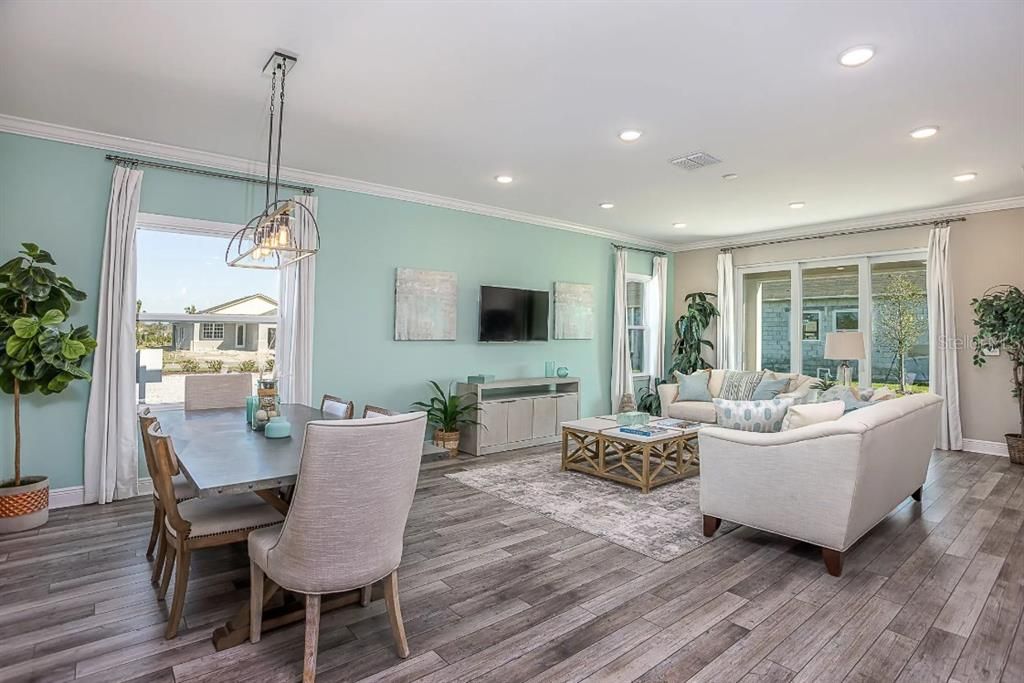 Dining room, Interior, Living room, Pendant Lights, Recessed Lighting, Wood Texture Flooring