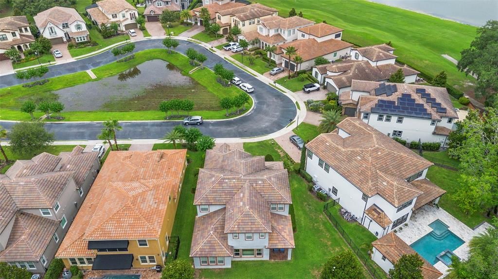 Exterior, Drone