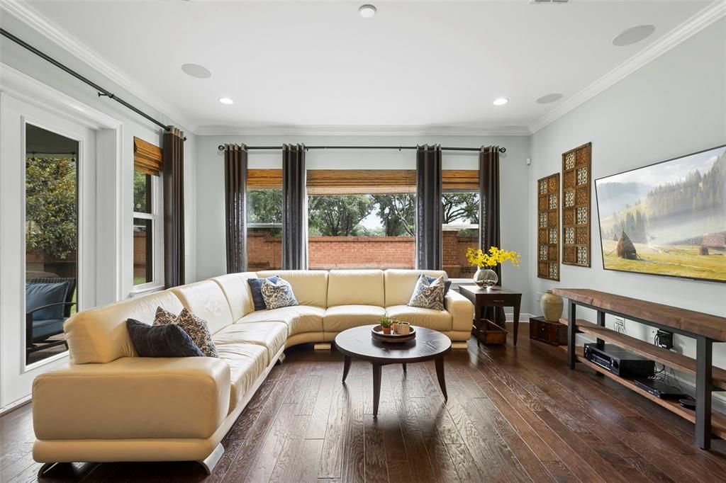 Interior, Living room, Recessed Lighting, Wood Texture Flooring