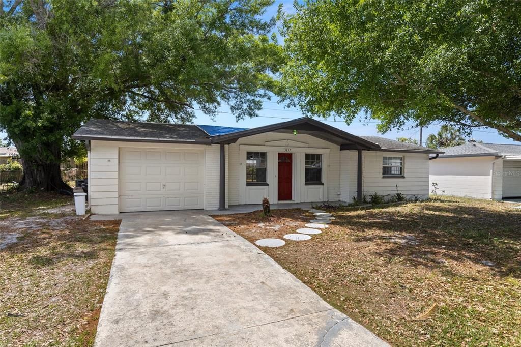 Attached, Backyard, Exterior, Facade, Ranch
