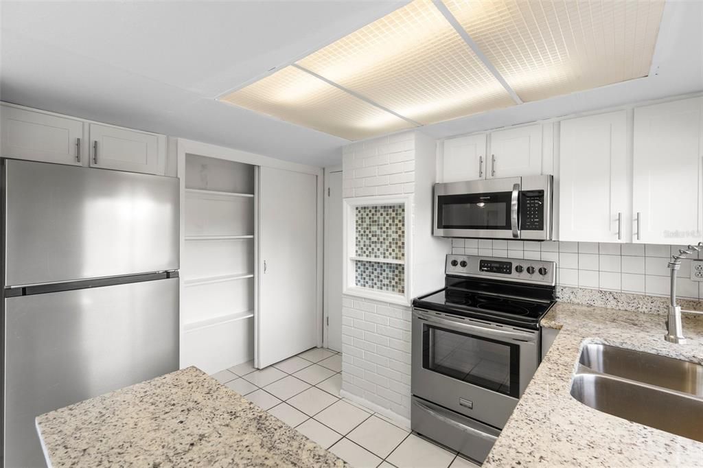 Interior, Kitchen, Stainless Steel Appliances