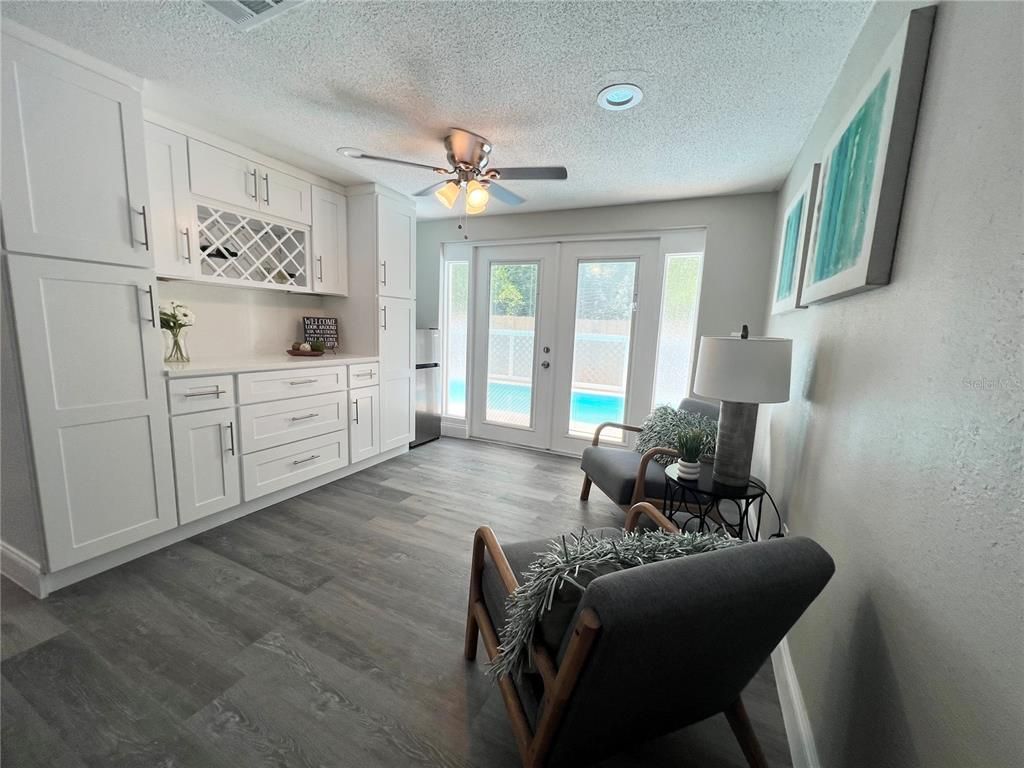 Interior, Recessed Lighting, Wood Texture Flooring