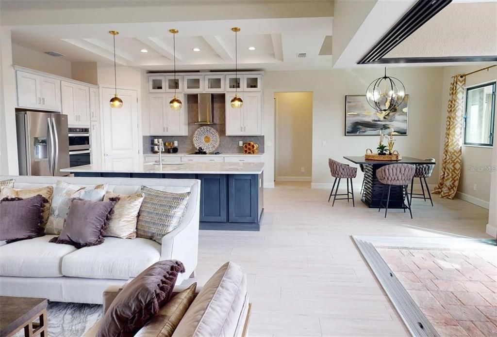 Dining room, Interior, Kitchen, Living room, Pendant Lights, Recessed Lighting, Stainless Steel Appliances