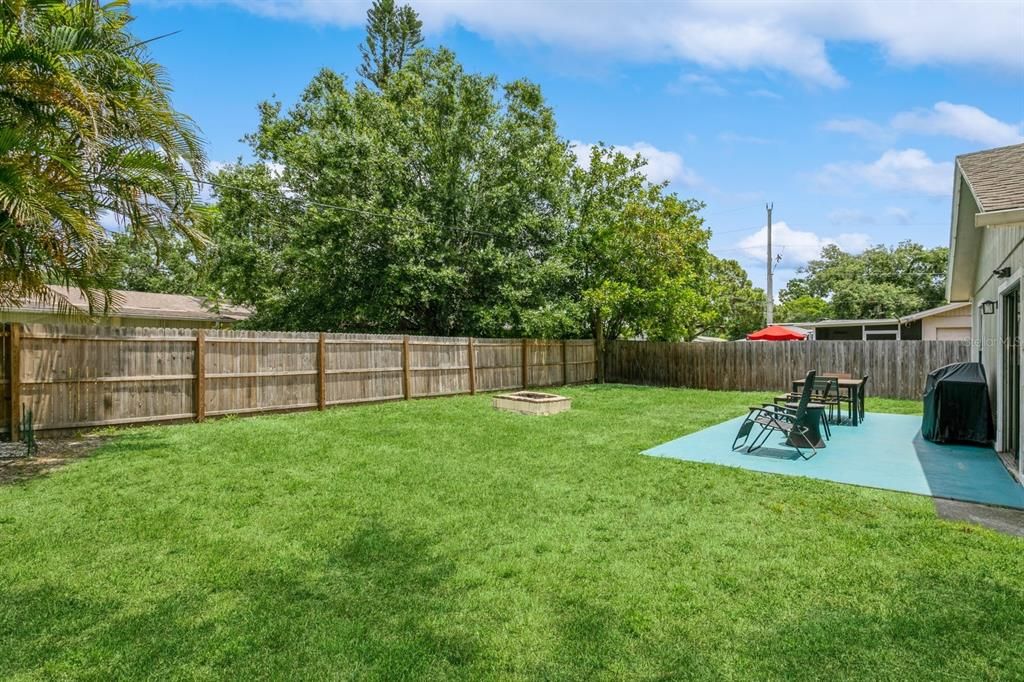 Backyard, Exterior