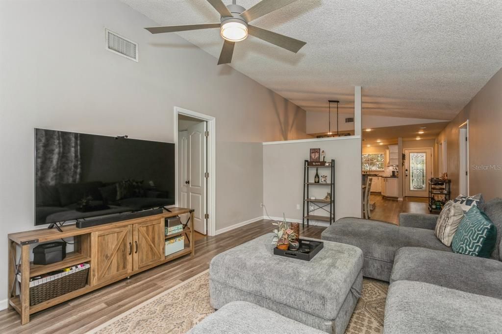 Interior, Living room, Recessed Lighting, Wood Texture Flooring