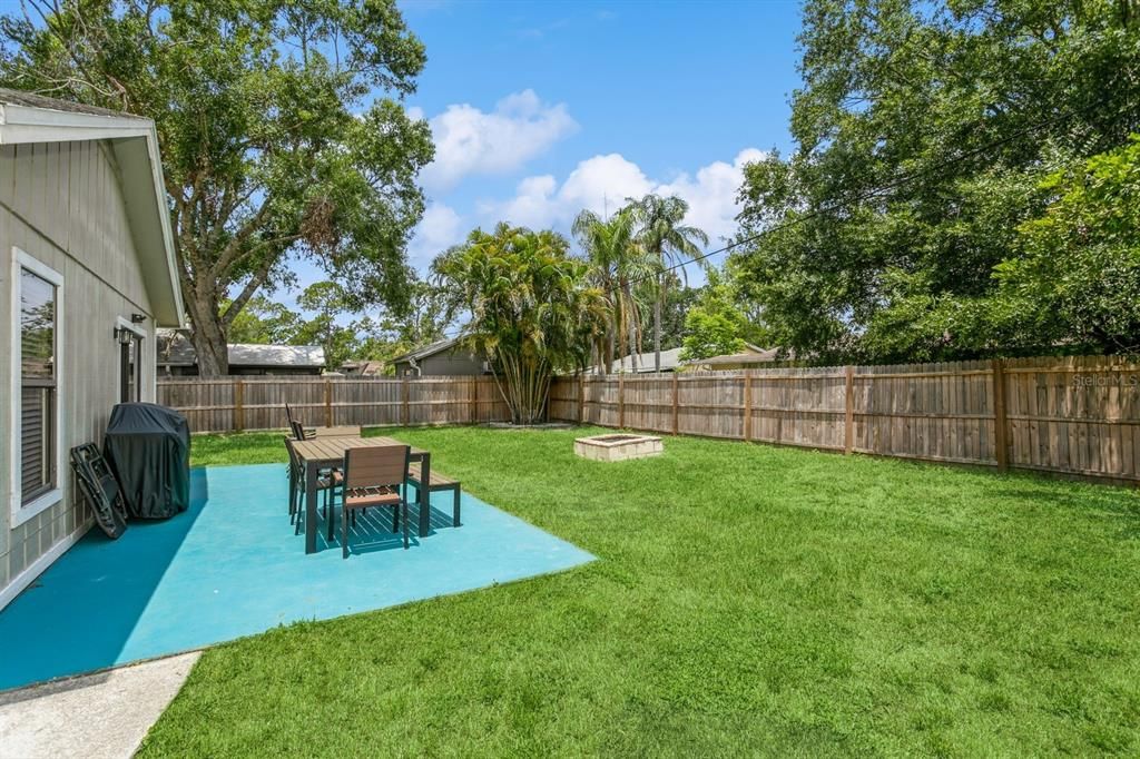Backyard, Exterior