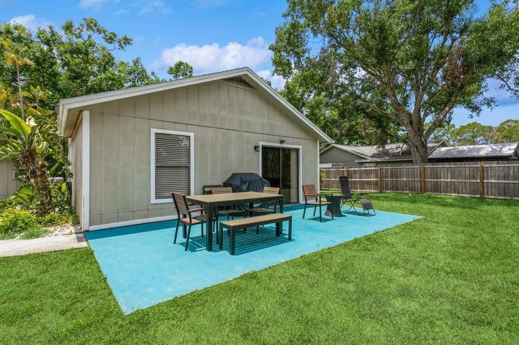Backyard, Exterior