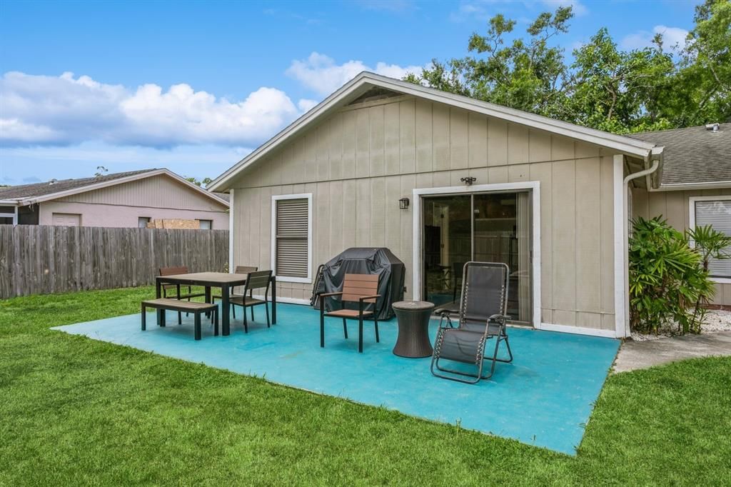 Backyard, Exterior