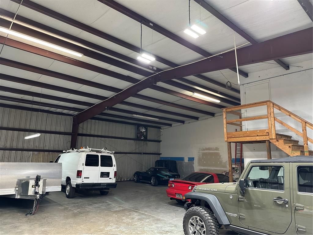 Garage, Interior