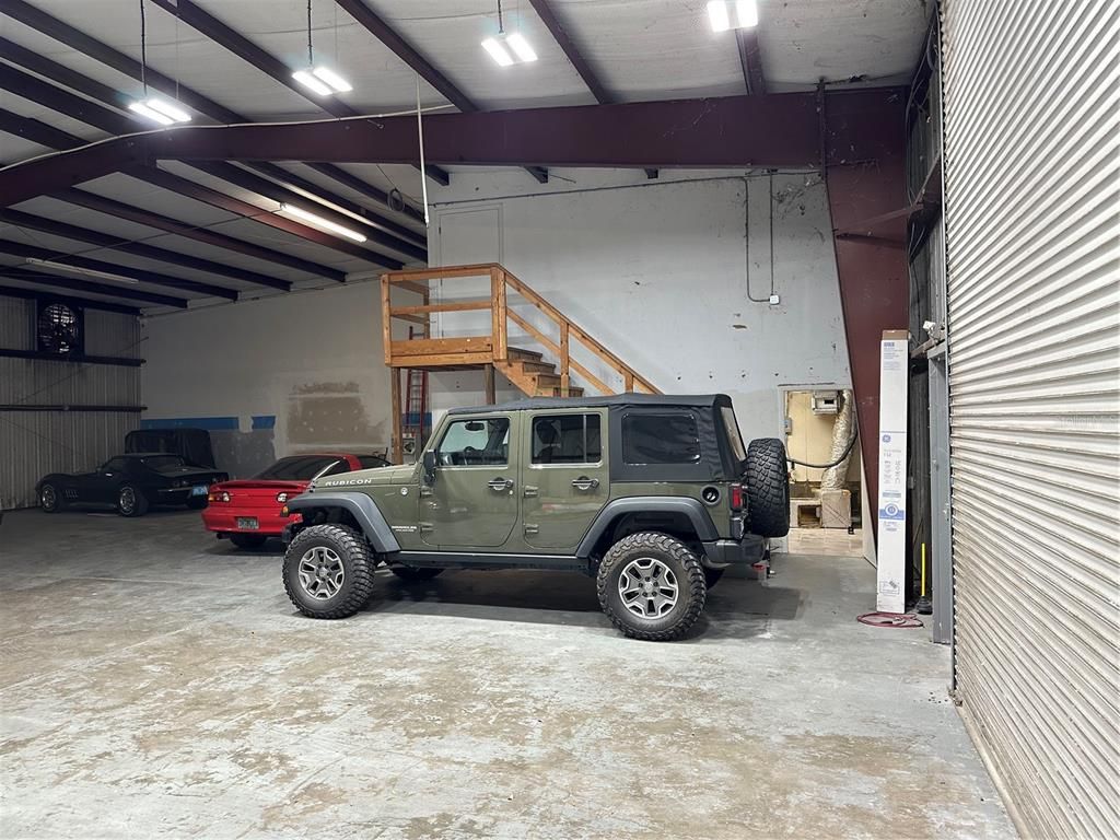 Garage, Interior