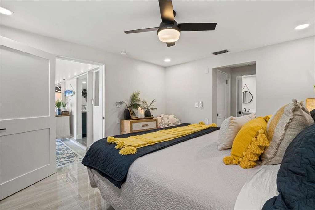 Bedroom, Interior, Recessed Lighting
