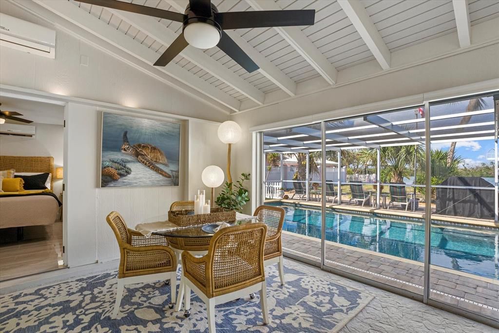 Dining room, Interior, Pool, Sun Room