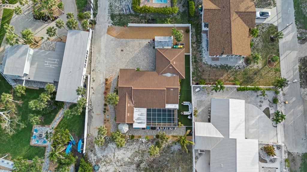 Exterior, Drone