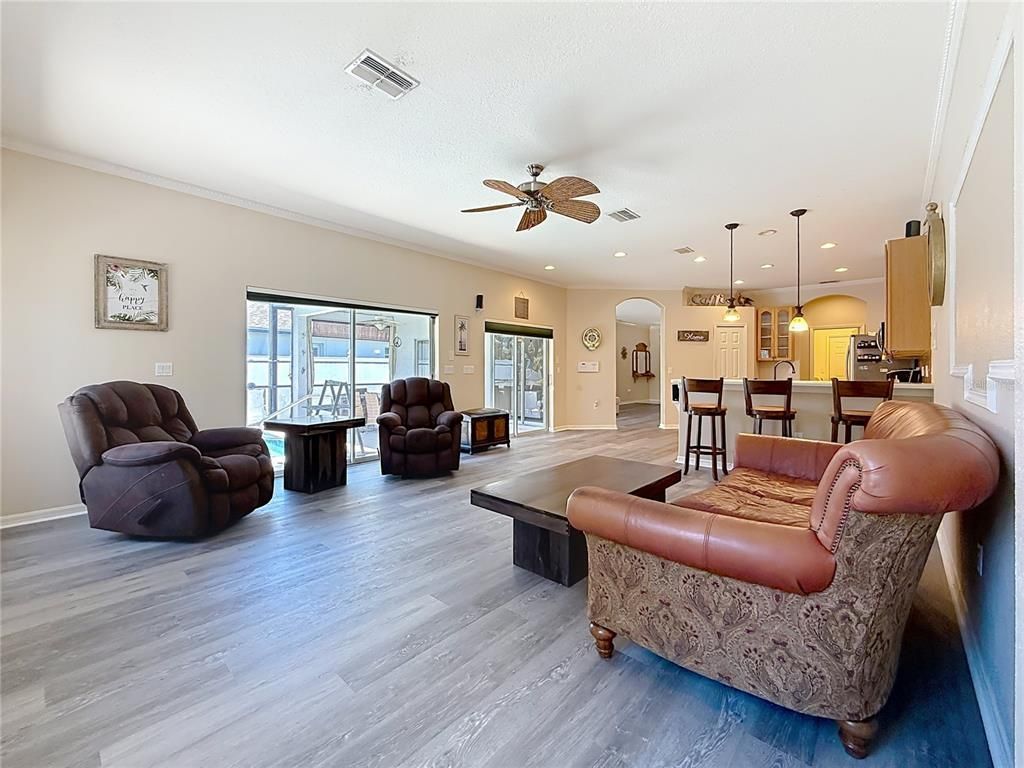Interior, Kitchen, Living room, Pendant Lights, Recessed Lighting, Wood Texture Flooring