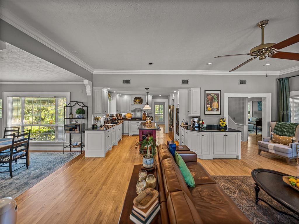 Dining room, Interior, Kitchen, Living room, Recessed Lighting, Wood Texture Flooring