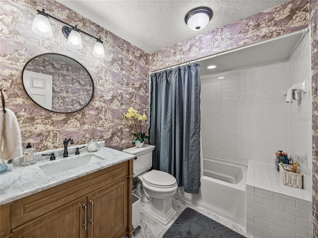 Bathroom, Interior, Recessed Lighting