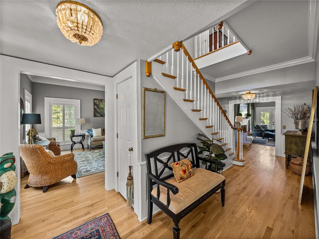 Chandelier, Interior, Living room, Wood Texture Flooring