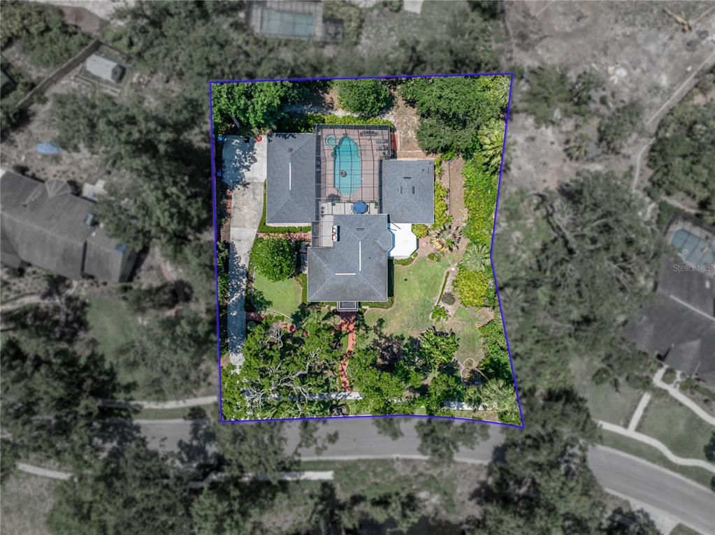 Exterior, Drone