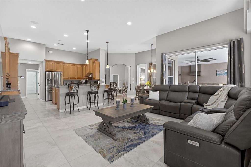 Dining room, Interior, Kitchen, Living room, Pendant Lights, Recessed Lighting, Stainless Steel Appliances