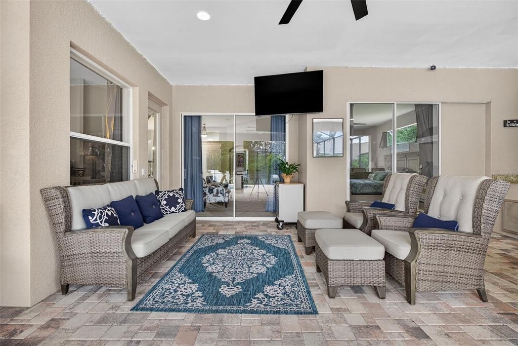 Interior, Living room, Recessed Lighting