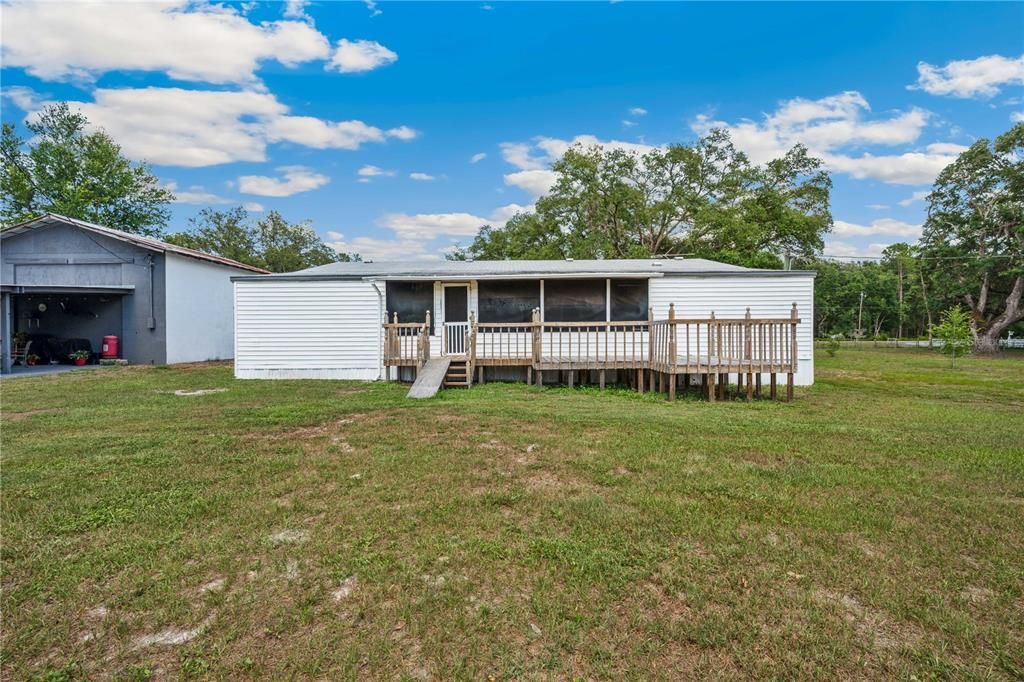 Backyard, Exterior