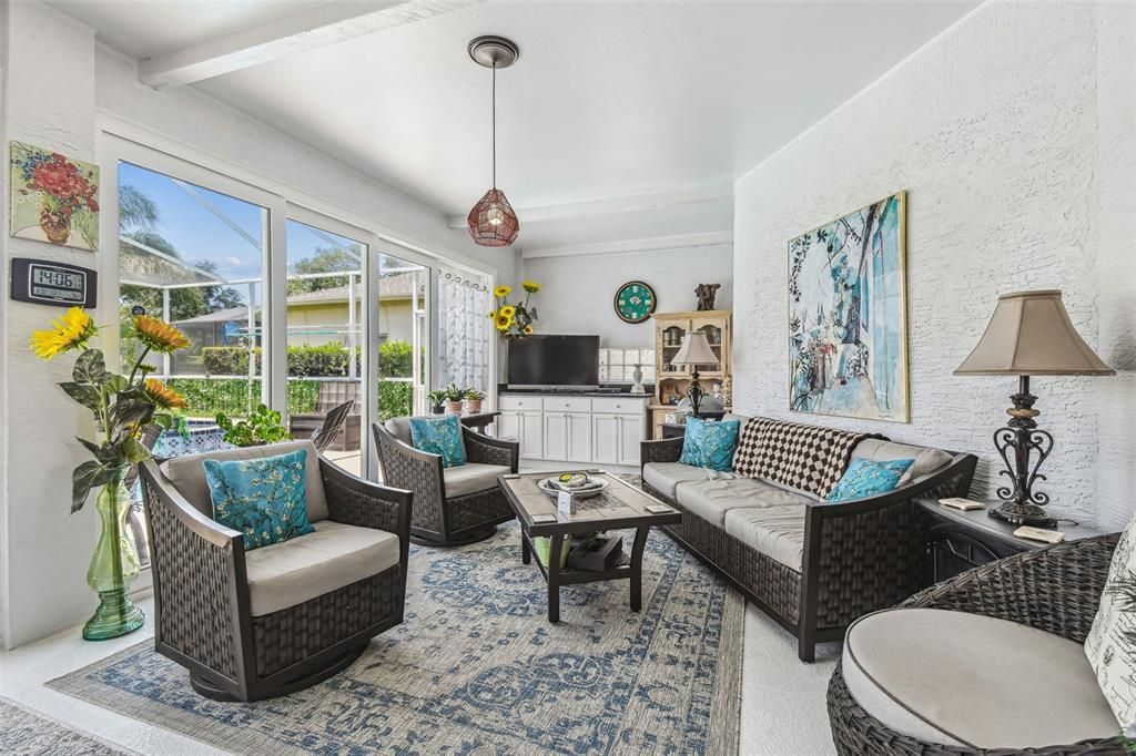 Interior, Living room, Pendant Lights, Sun Room