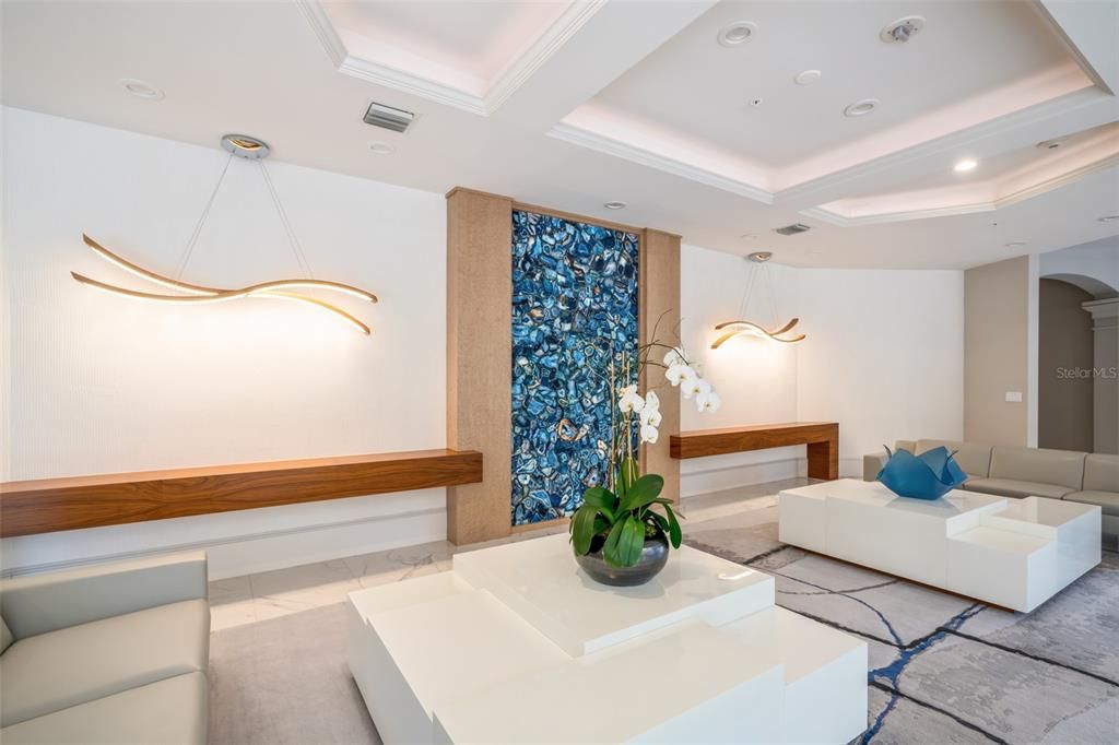 Interior, Living room, Pendant Lights, Recessed Lighting