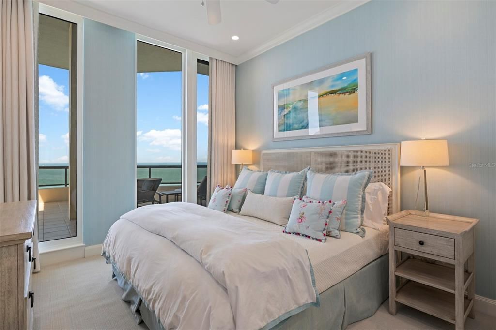 Bedroom, Interior, Recessed Lighting, Water