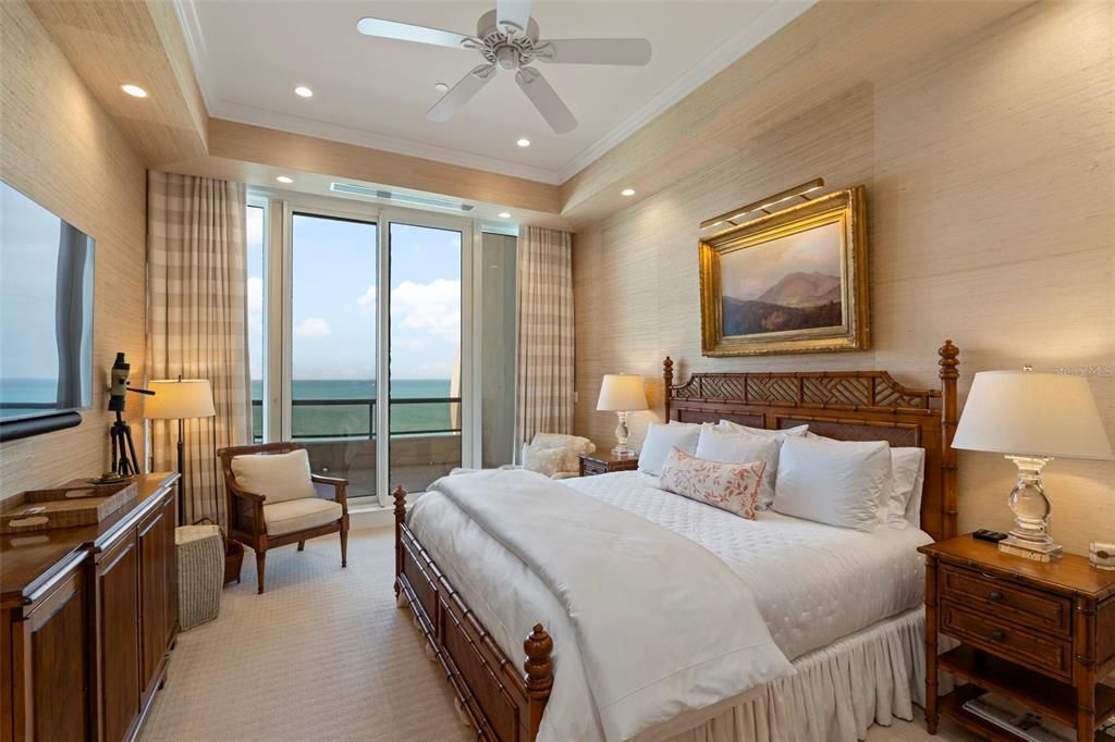 Bedroom, Interior, Recessed Lighting, Water