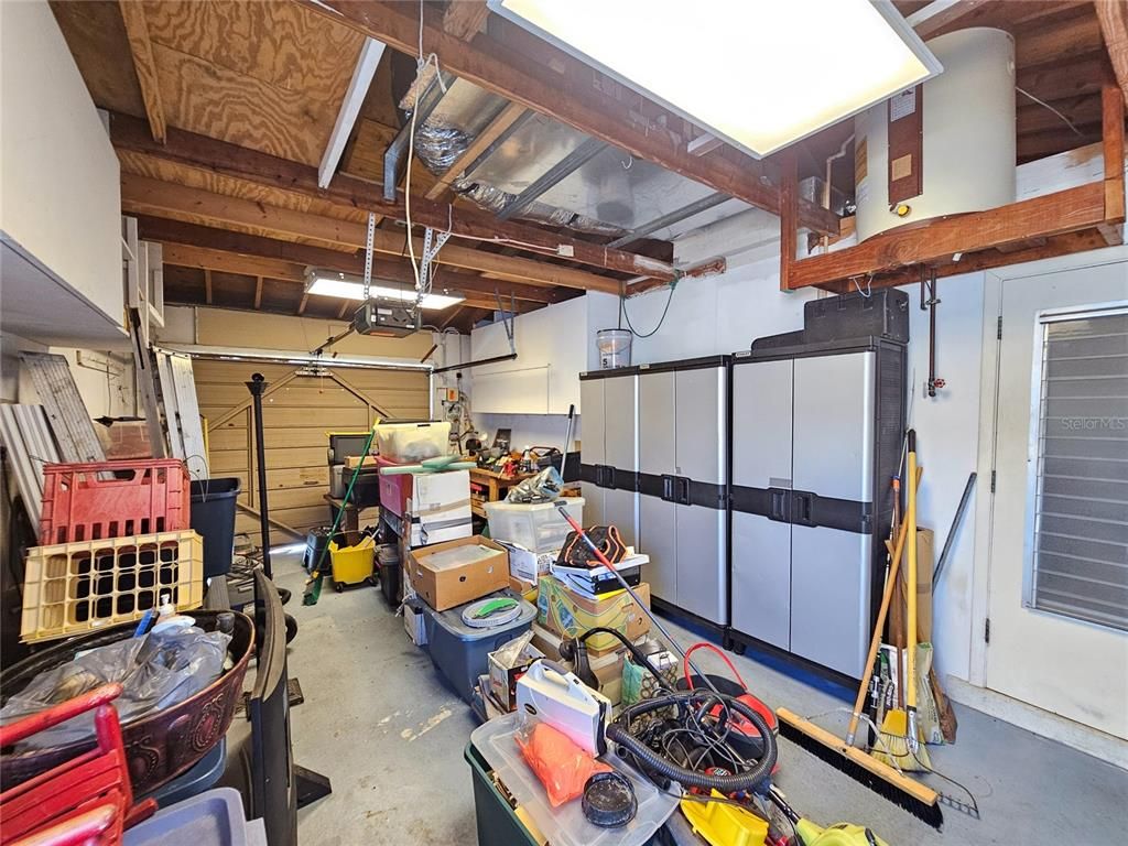 Garage, Interior, Wooden Beams