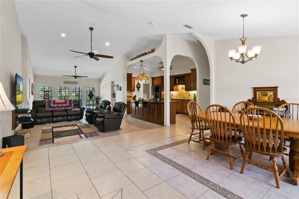 Chandelier, Dining room, Interior, Living room, Recessed Lighting