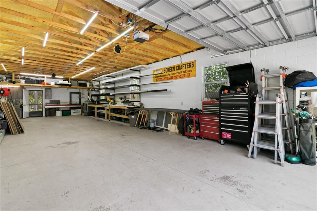 Garage, Interior