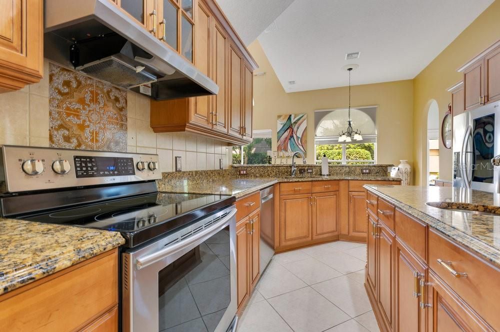 Interior, Kitchen, Pendant Lights, Stainless Steel Appliances