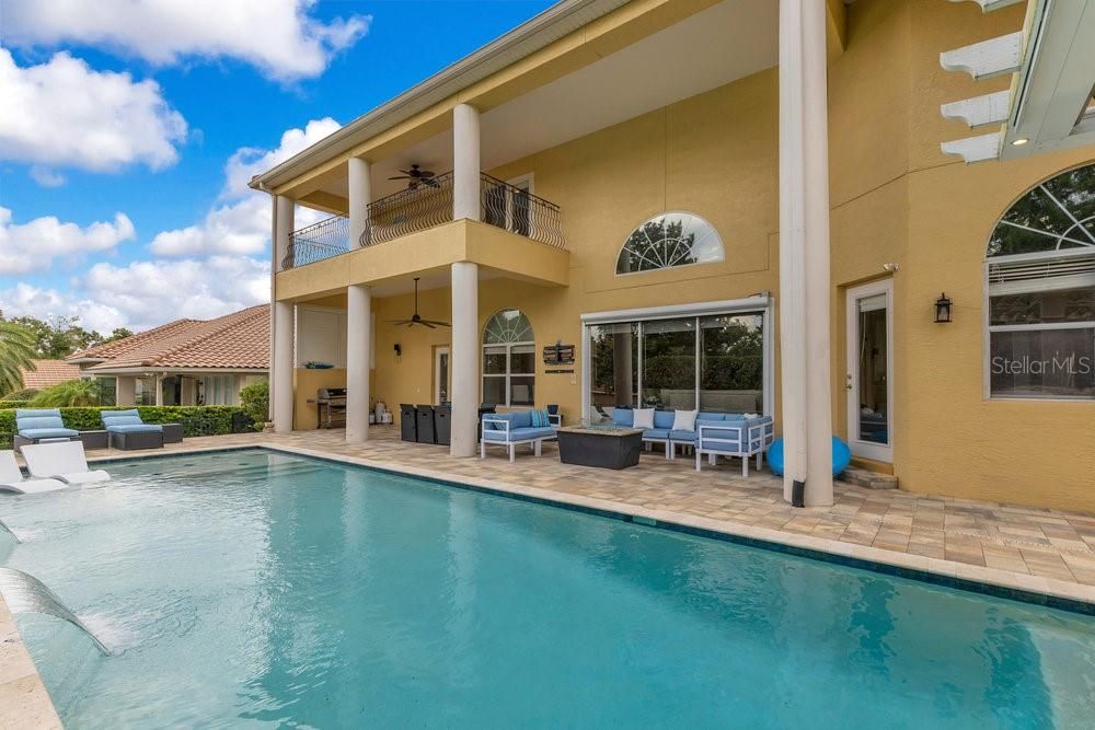 Exterior, Pool