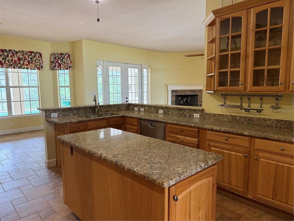 Fireplace, Interior, Kitchen