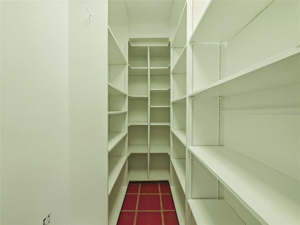 Interior, Walk-in Closets