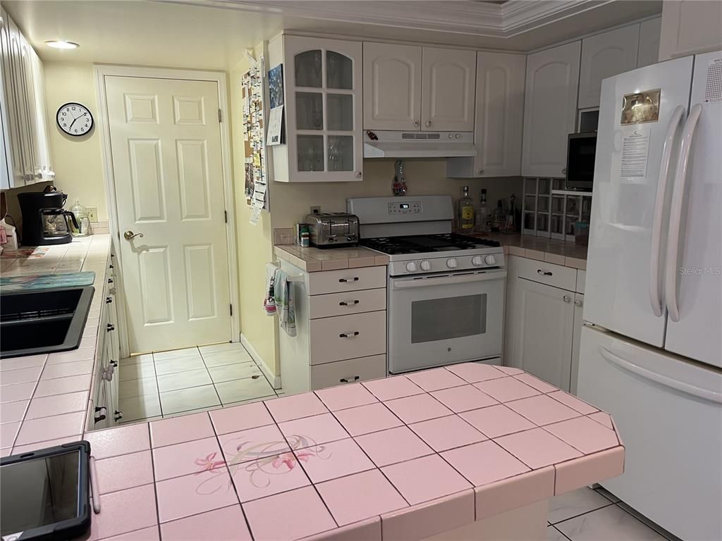 Interior, Kitchen, Recessed Lighting, Tile Countertops