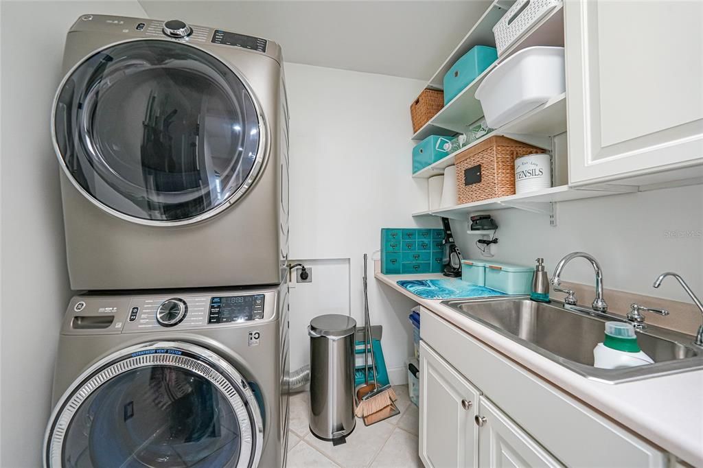 Interior, Utility Closets, Washer