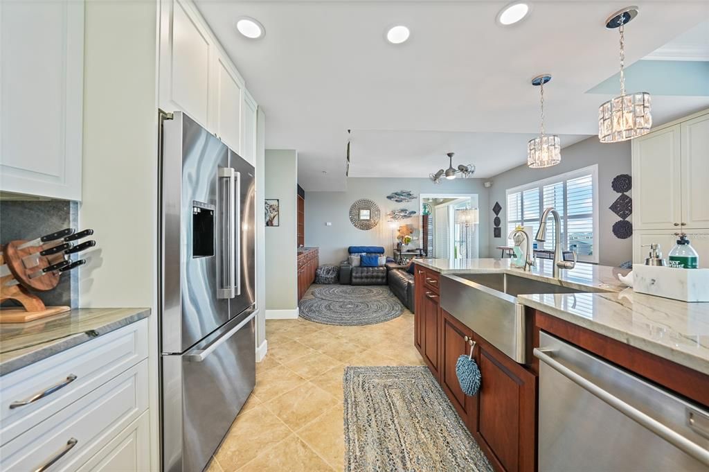 Interior, Kitchen, Living room, Pendant Lights, Recessed Lighting, Stainless Steel Appliances