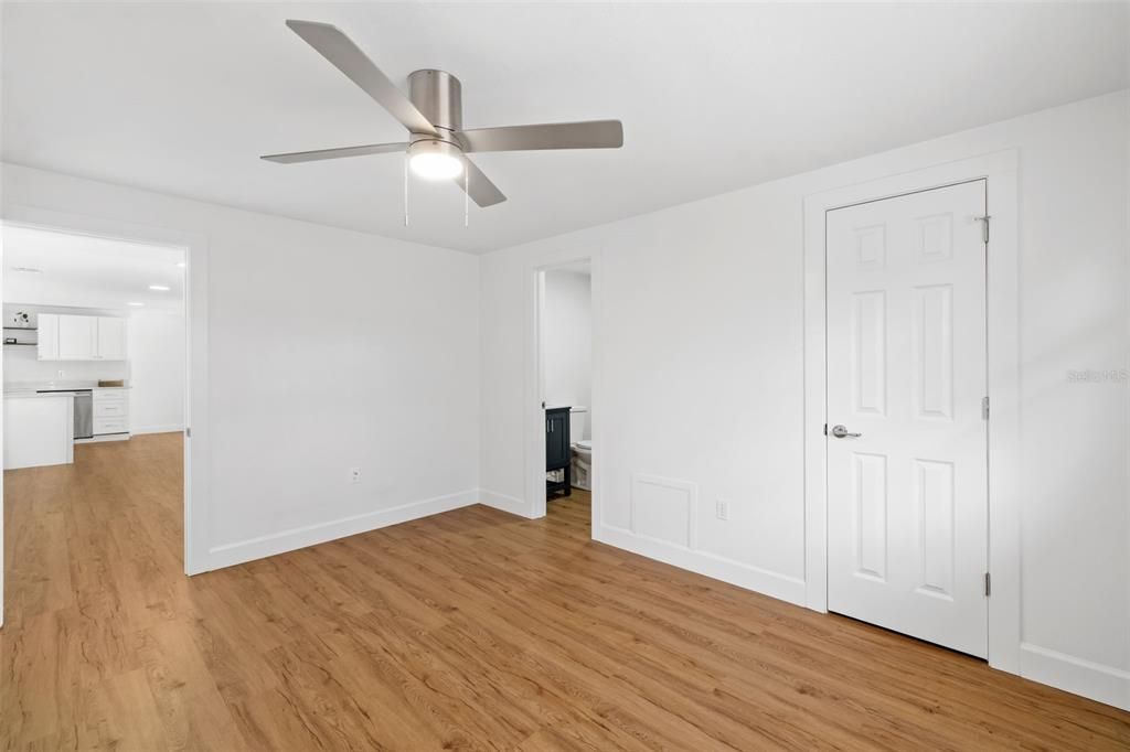Empty room, Interior, Kitchen, Recessed Lighting, Wood Texture Flooring
