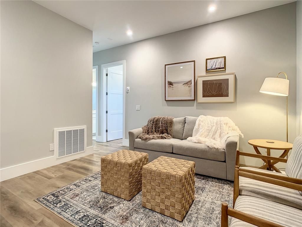 Interior, Living room, Recessed Lighting, Wood Texture Flooring