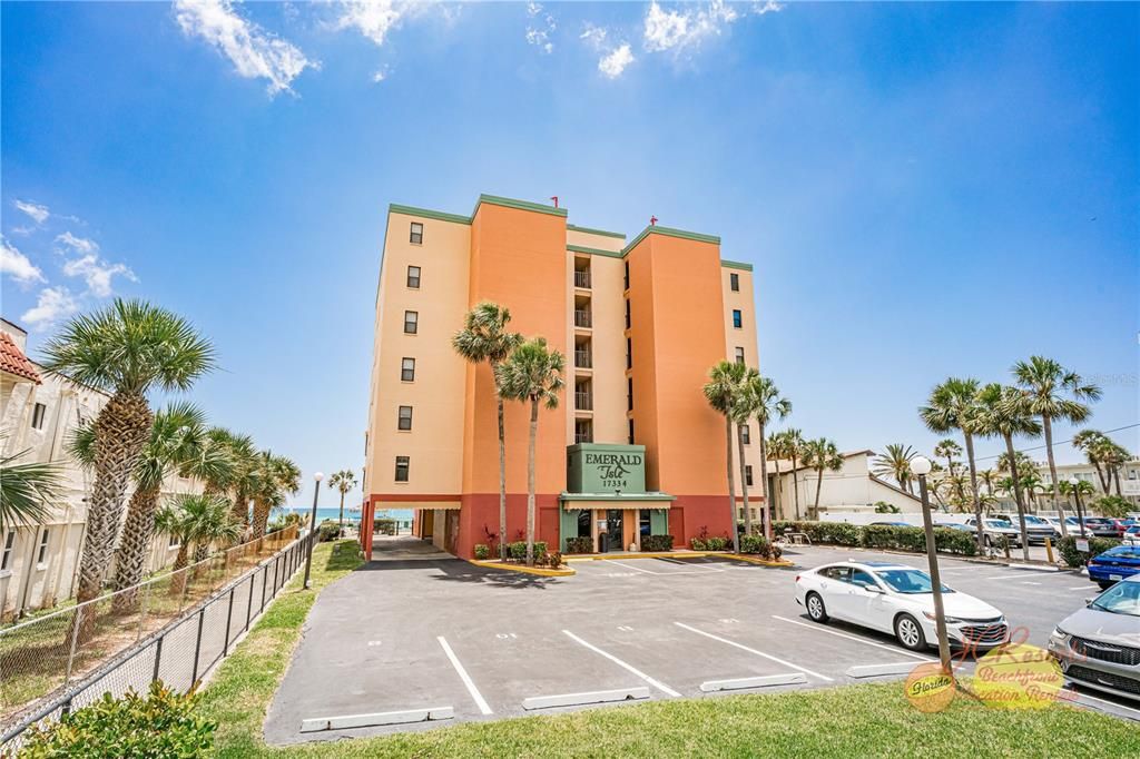 Exterior, Facade, Condo Building