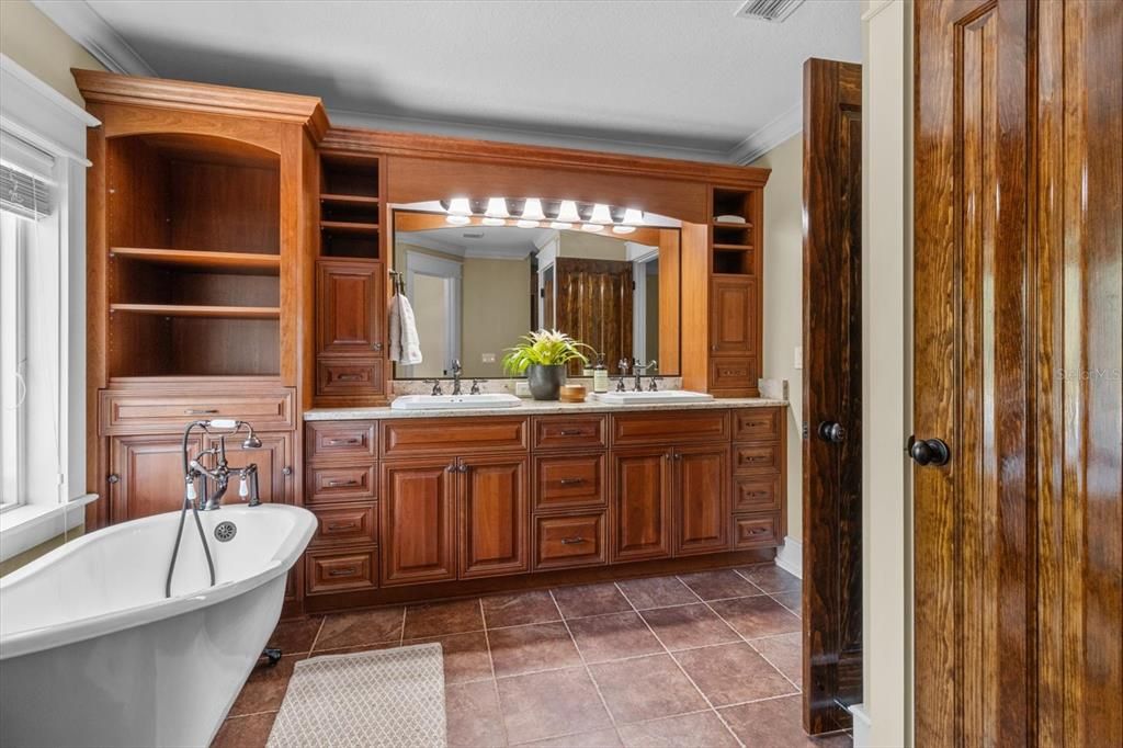 Bathroom, Dual Sink Vanities, Free Standing Baths, Interior