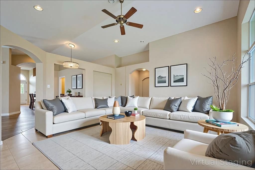 Interior, Living room, Pendant Lights, Recessed Lighting