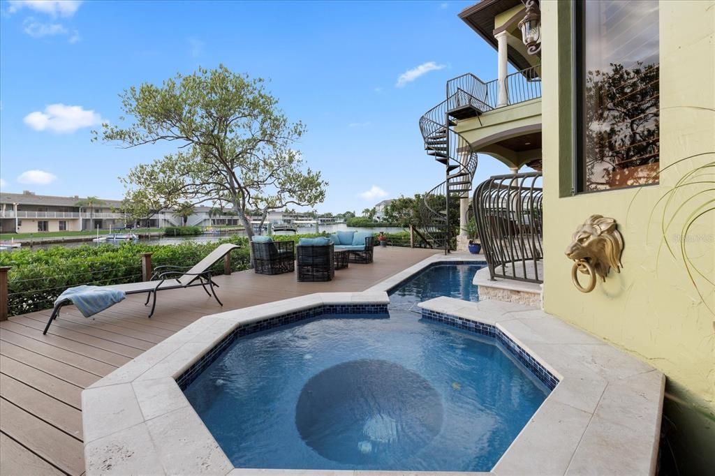 Exterior, Pool