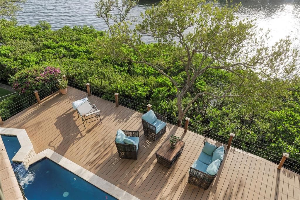 Exterior, Pool, Water